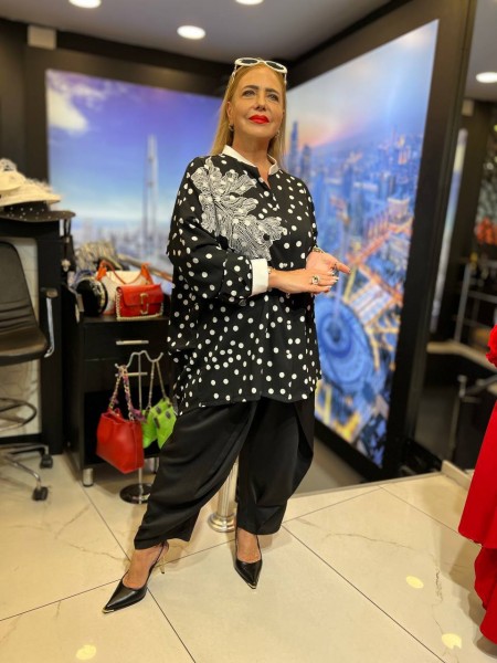 Женская Блузка Iness (Большие размеры) Женская Блузка Iness (Большие размеры)