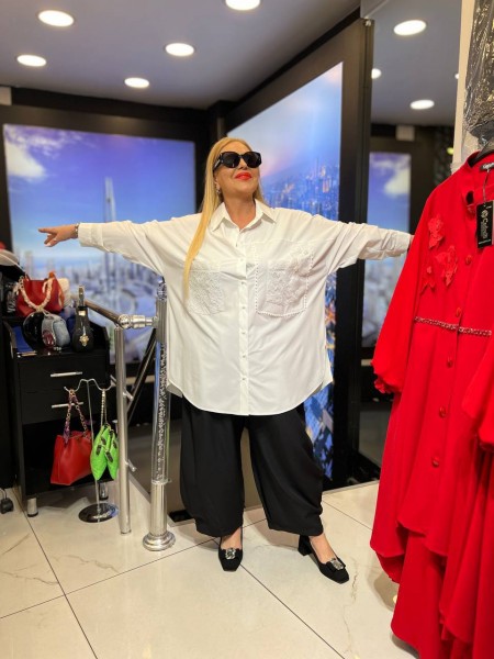 Женская Блузка Iness (Большие размеры) Женская Блузка Iness (Большие размеры)