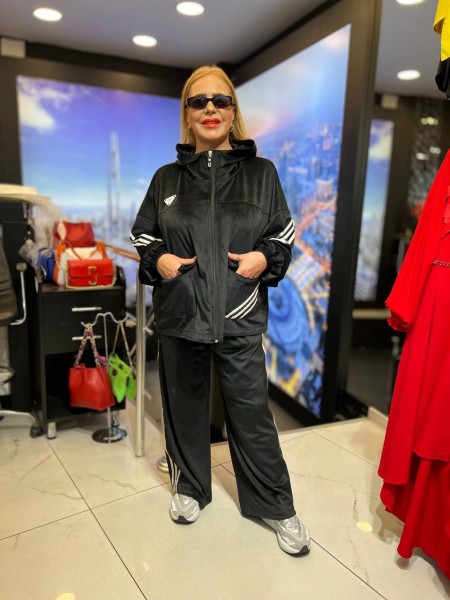 Женский Костюм Iness (Большие размеры) Женский Костюм Iness (Большие размеры)