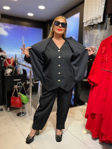 Женский Костюм Iness (Большие размеры) Женский Костюм Iness (Большие размеры)