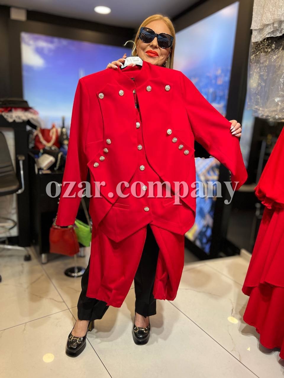 Женский Костюм Iness (Большие размеры) Женский Костюм Iness (Большие размеры)