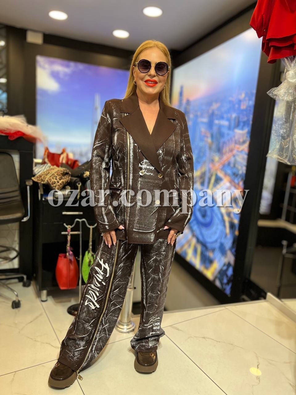 Женский Костюм Iness (Большие размеры) Женский Костюм Iness (Большие размеры)