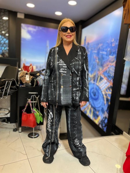 Женский Костюм Iness (Большие размеры) Женский Костюм Iness (Большие размеры)