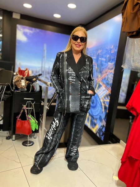 Женский Костюм Iness (Большие размеры) Женский Костюм Iness (Большие размеры)