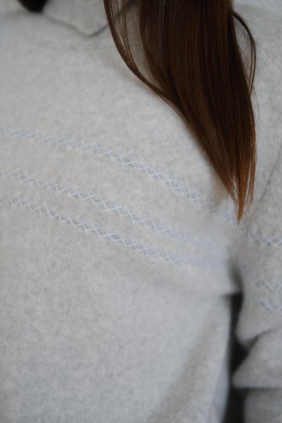 Женский Свитер Trikotto Женский Свитер Trikotto