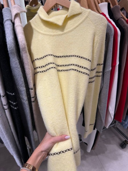 Женский Свитер Trikotto Женский Свитер Trikotto