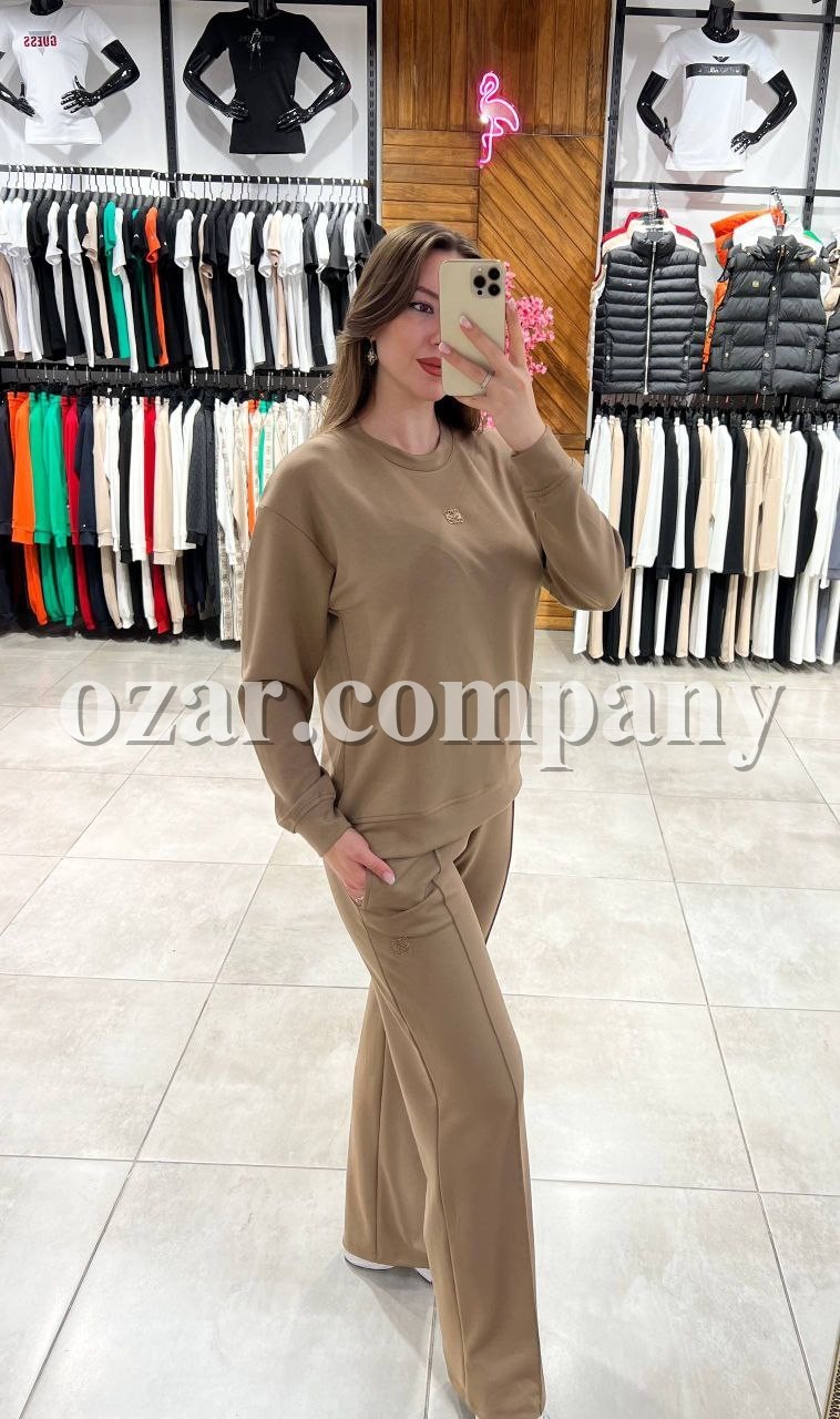 Женский Koстюм Loewe Женский Koстюм Loewe