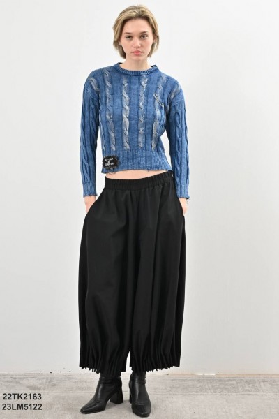 Женский Свитер We Are Женский Свитер We Are