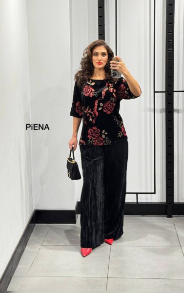 Женские Брюки Piena (Большие размеры) Женские Брюки Piena (Большие размеры)