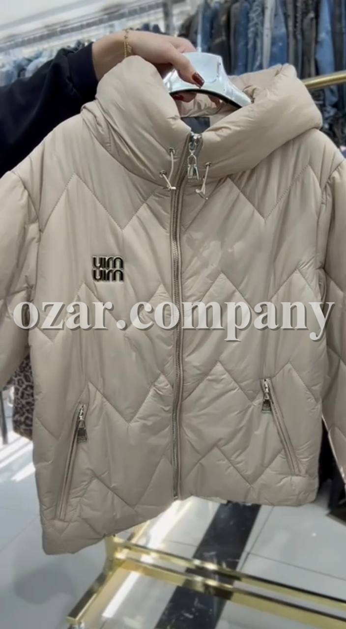 Женская Куртка Miu Miu Женская Куртка Miu Miu