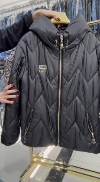 Женская Куртка Miu Miu Женская Куртка Miu Miu