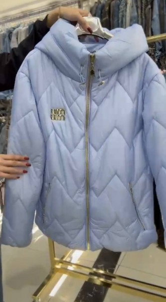 Женская Куртка Miu Miu Женская Куртка Miu Miu