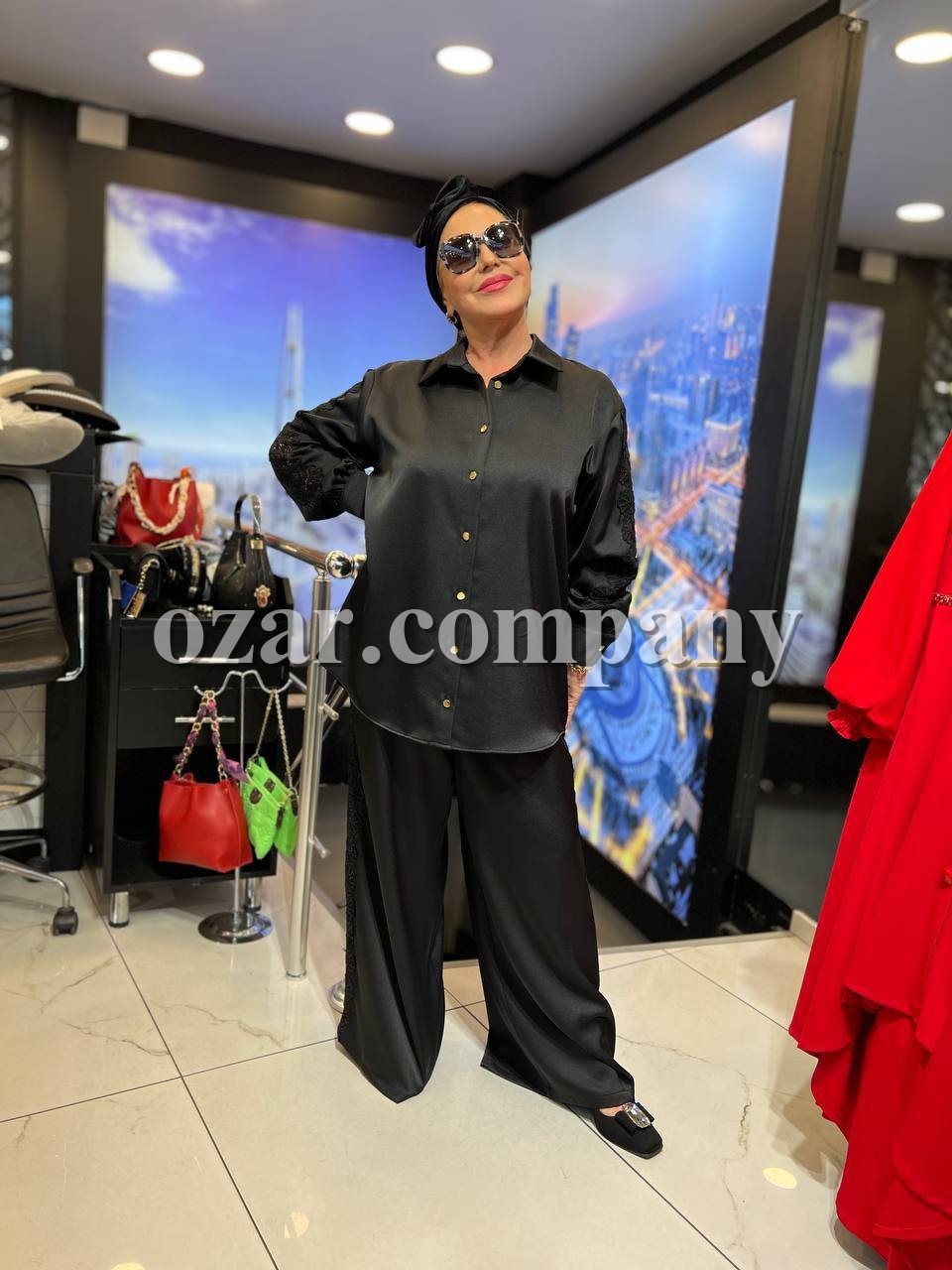 Женский Костюм Iness (Большие размеры) Женский Костюм Iness (Большие размеры)