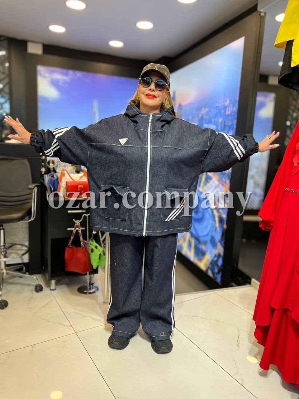 Женский Костюм Iness (Большие размеры) Женский Костюм Iness (Большие размеры)