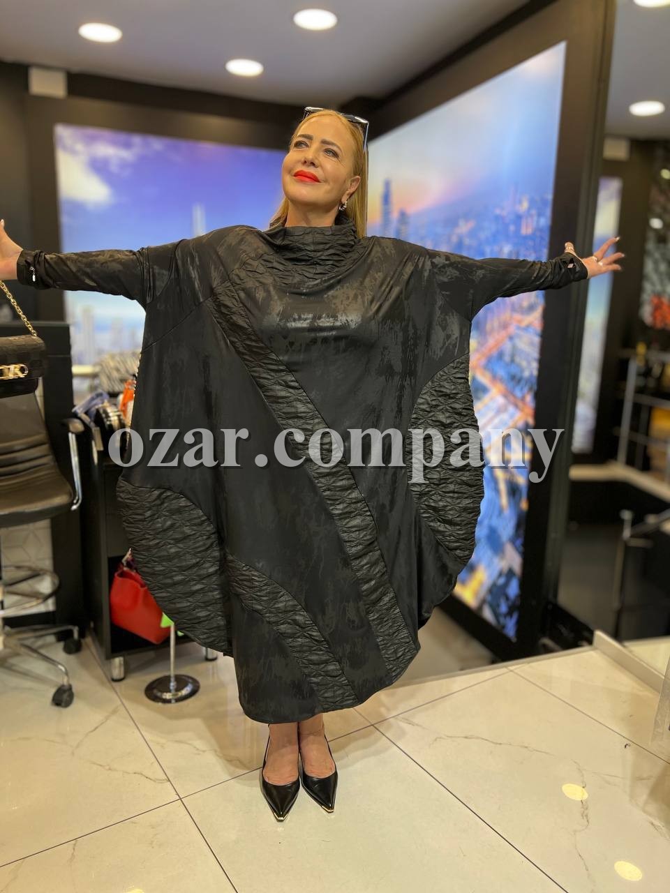 Женское Платье Iness (Большие размеры) Женское Платье Iness (Большие размеры)