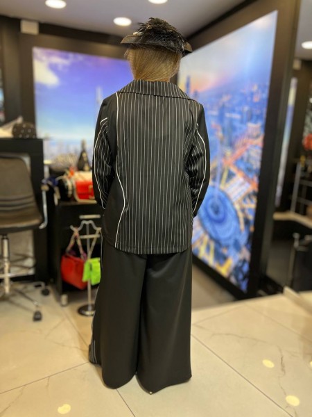 Женский Костюм Iness (Большие размеры) Женский Костюм Iness (Большие размеры)