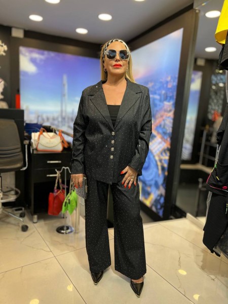 Женский Костюм Iness (Большие размеры) Женский Костюм Iness (Большие размеры)