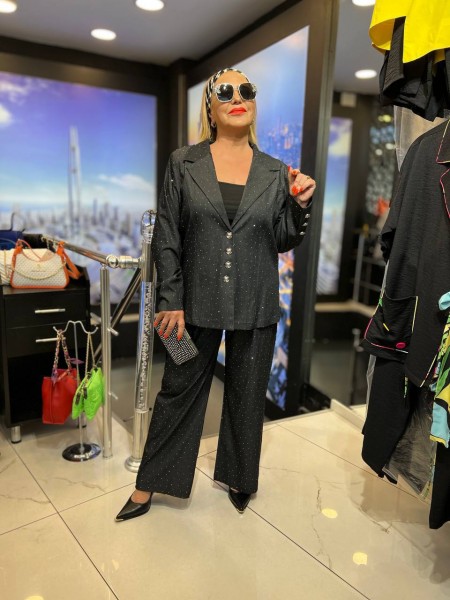 Женский Костюм Iness (Большие размеры) Женский Костюм Iness (Большие размеры)