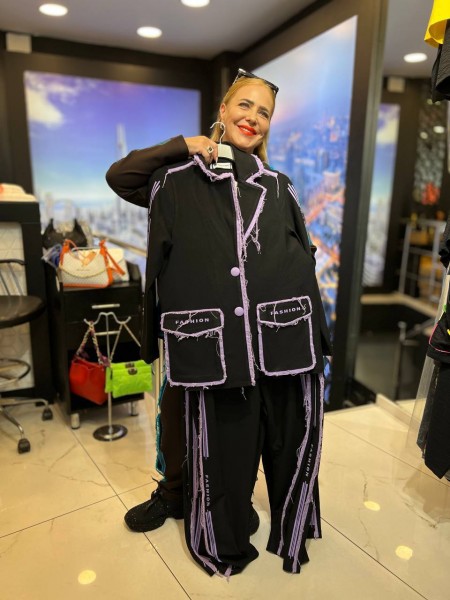 Женский Костюм Iness (Большие размеры) Женский Костюм Iness (Большие размеры)