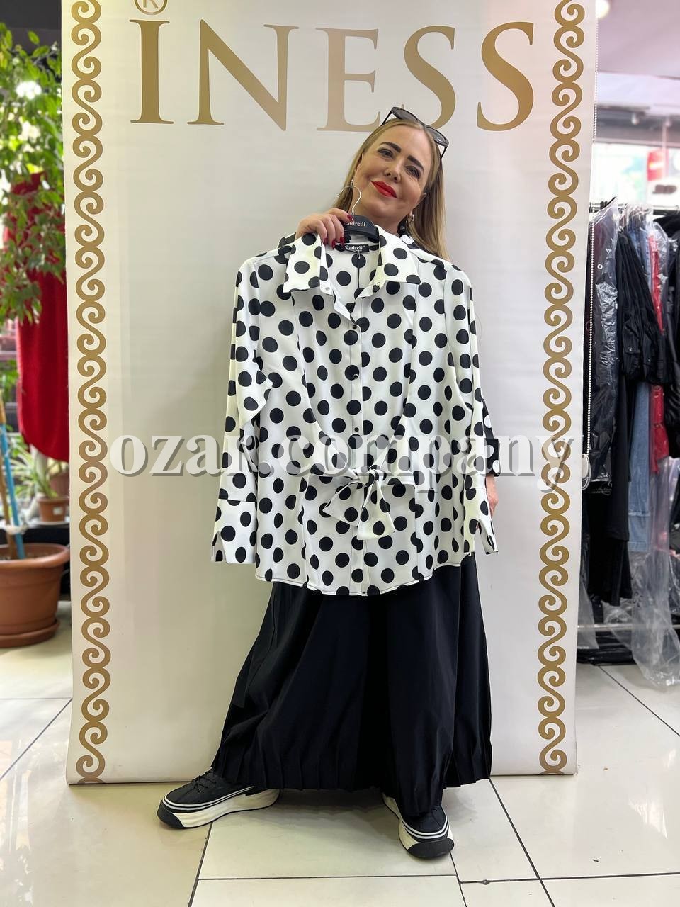 Женская Блузка Iness (Большие размеры) Женская Блузка Iness (Большие размеры)