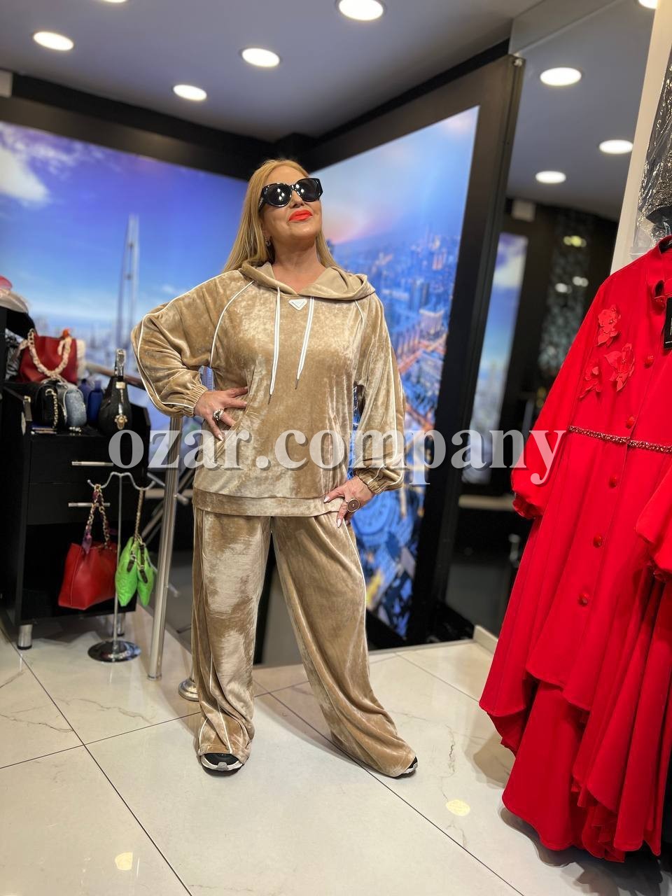 Женский Костюм Iness (Большие размеры) Женский Костюм Iness (Большие размеры)