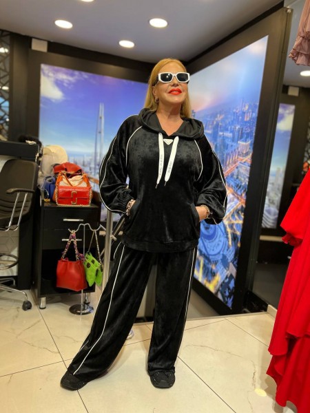 Женский Костюм Iness (Большие размеры) Женский Костюм Iness (Большие размеры)