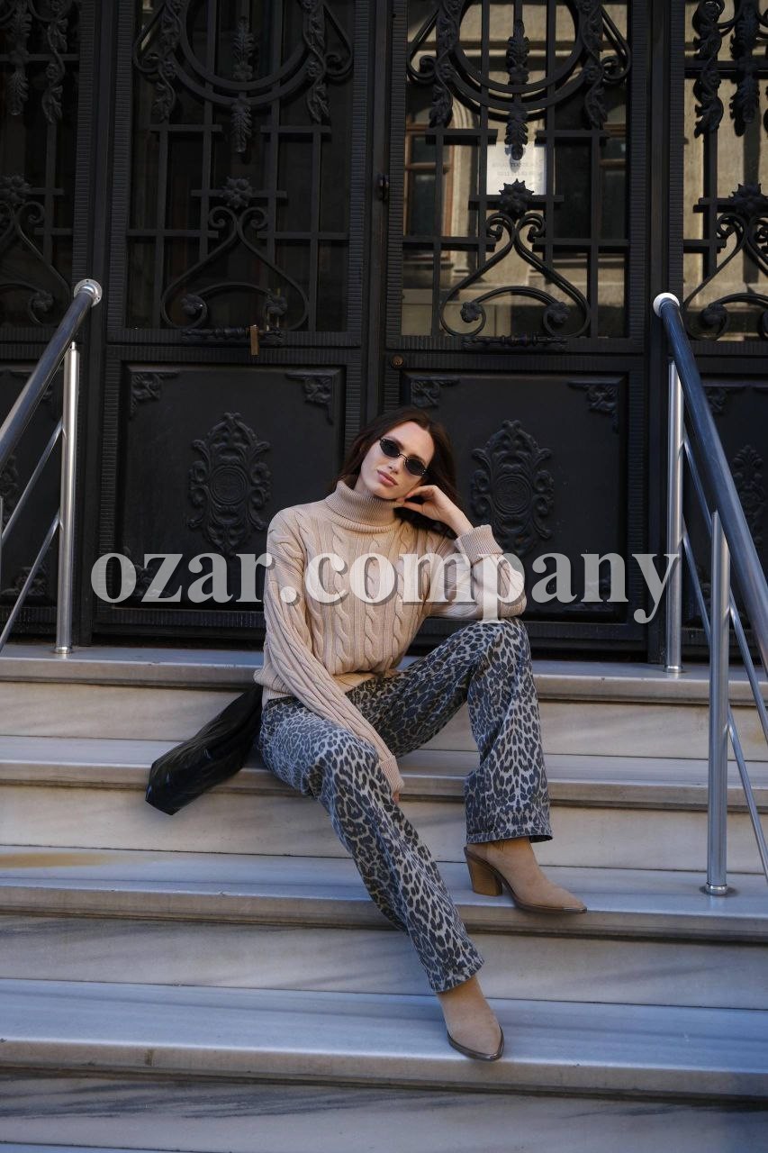 Женский Свитер Trikotto