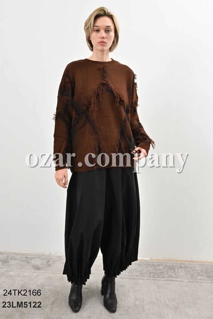 Женский Свитер We Are