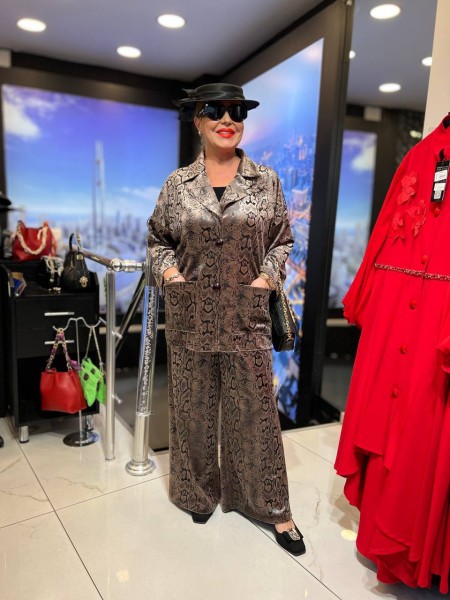 Женский Костюм Iness (Большие размеры)