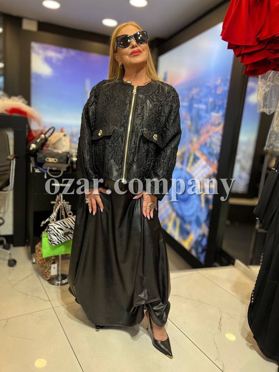 Женский Костюм Iness (Большие размеры)