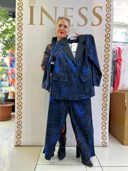 Женский Костюм Iness (Большие размеры)