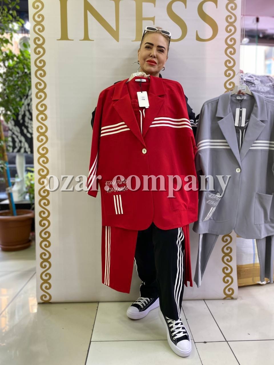 Женский Костюм Iness (Большие размеры)