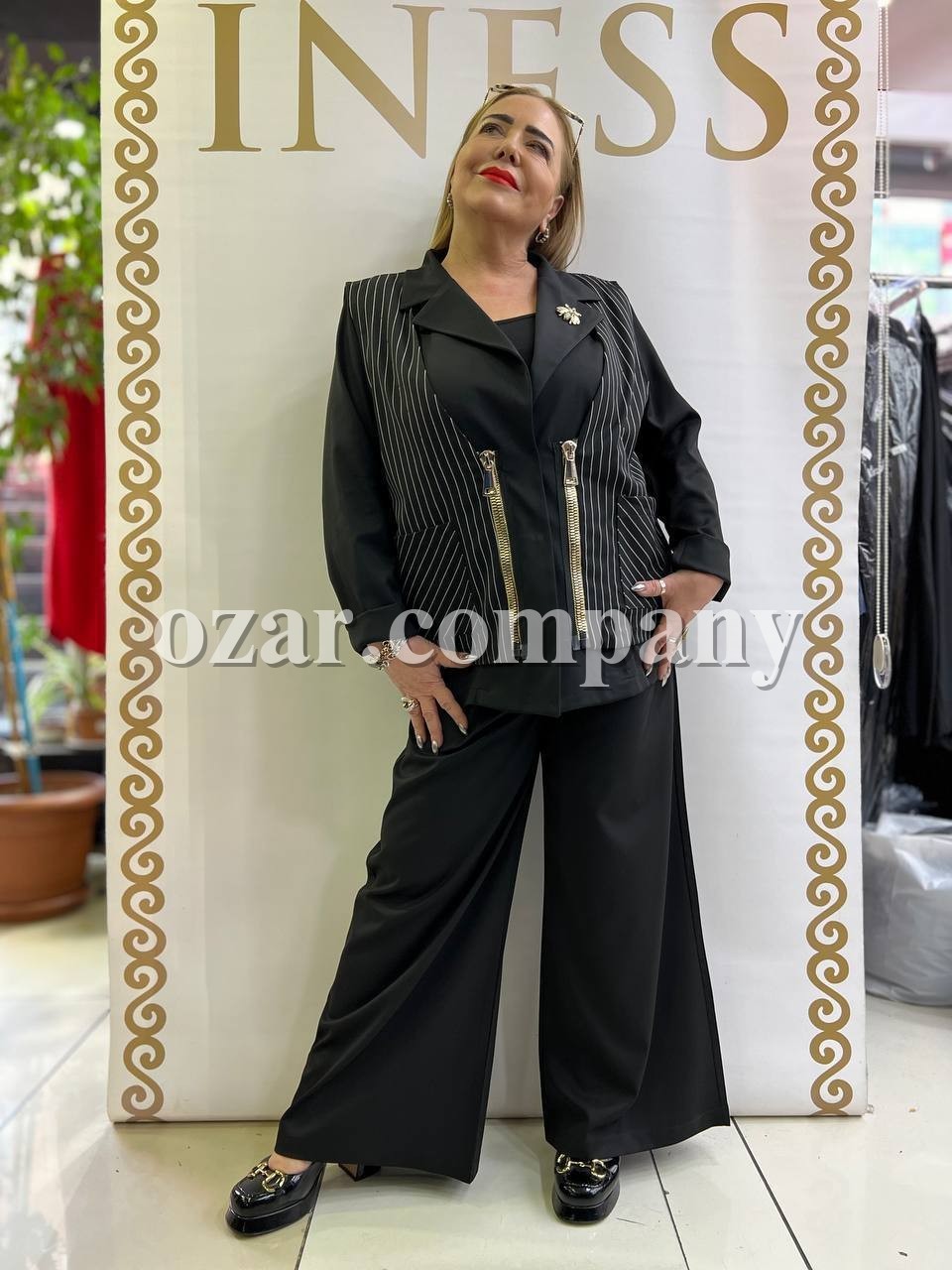 Женский Костюм Iness (Большие размеры)