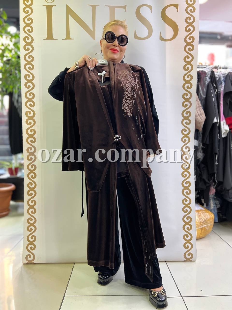 Женский Костюм Iness (Большие размеры)