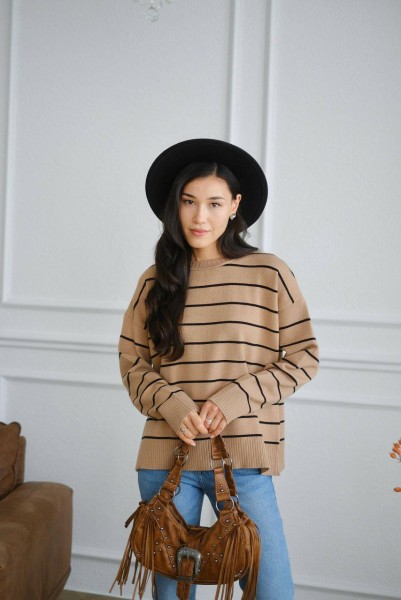 Женский Свитер Trikotto