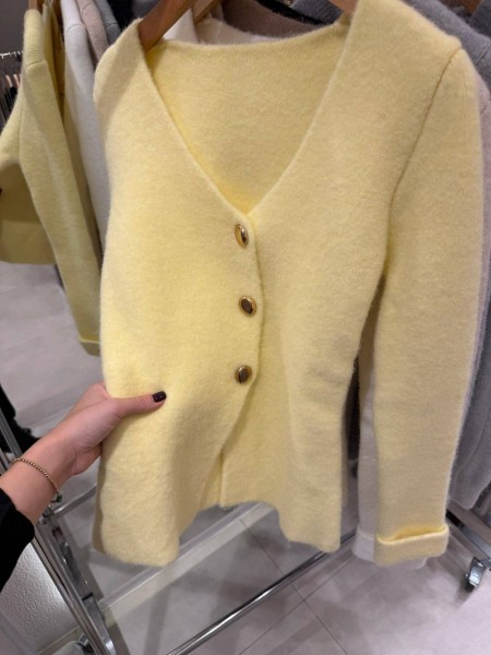 Женский Кардиган Trikotto