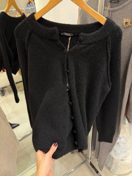 Женский Кардиган Trikotto