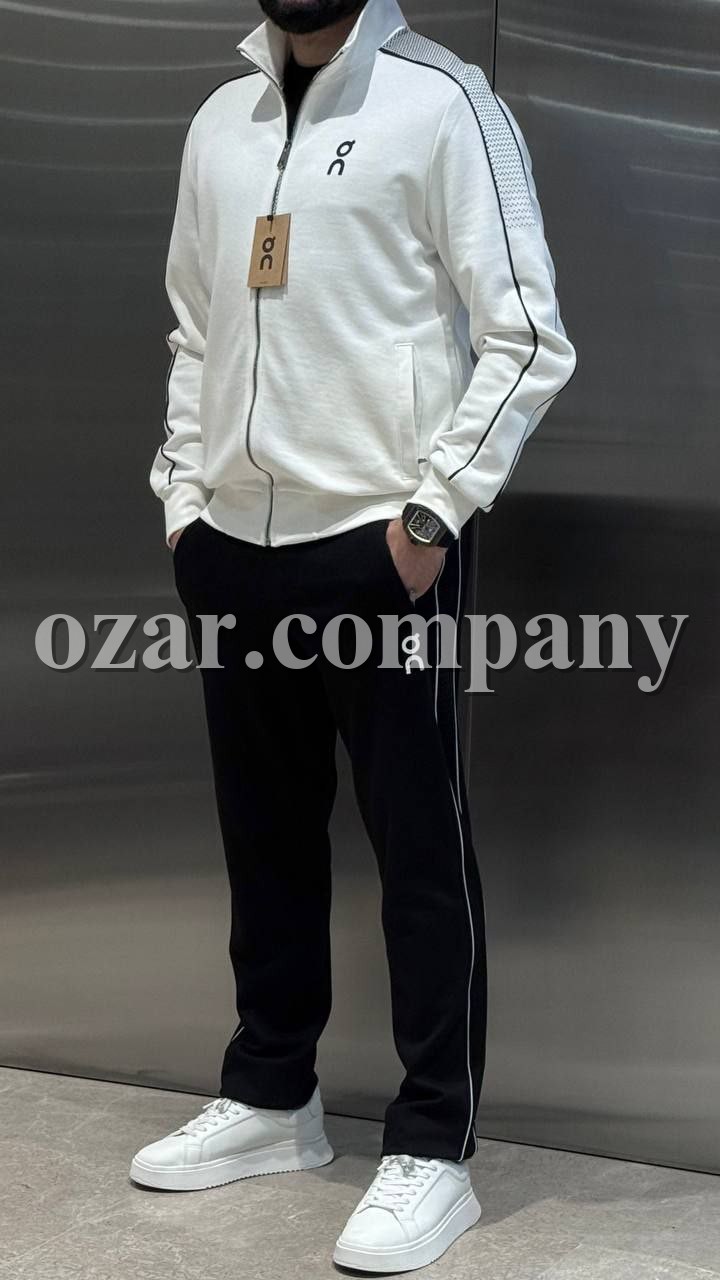 Мужской Спортивный Костюм On Running