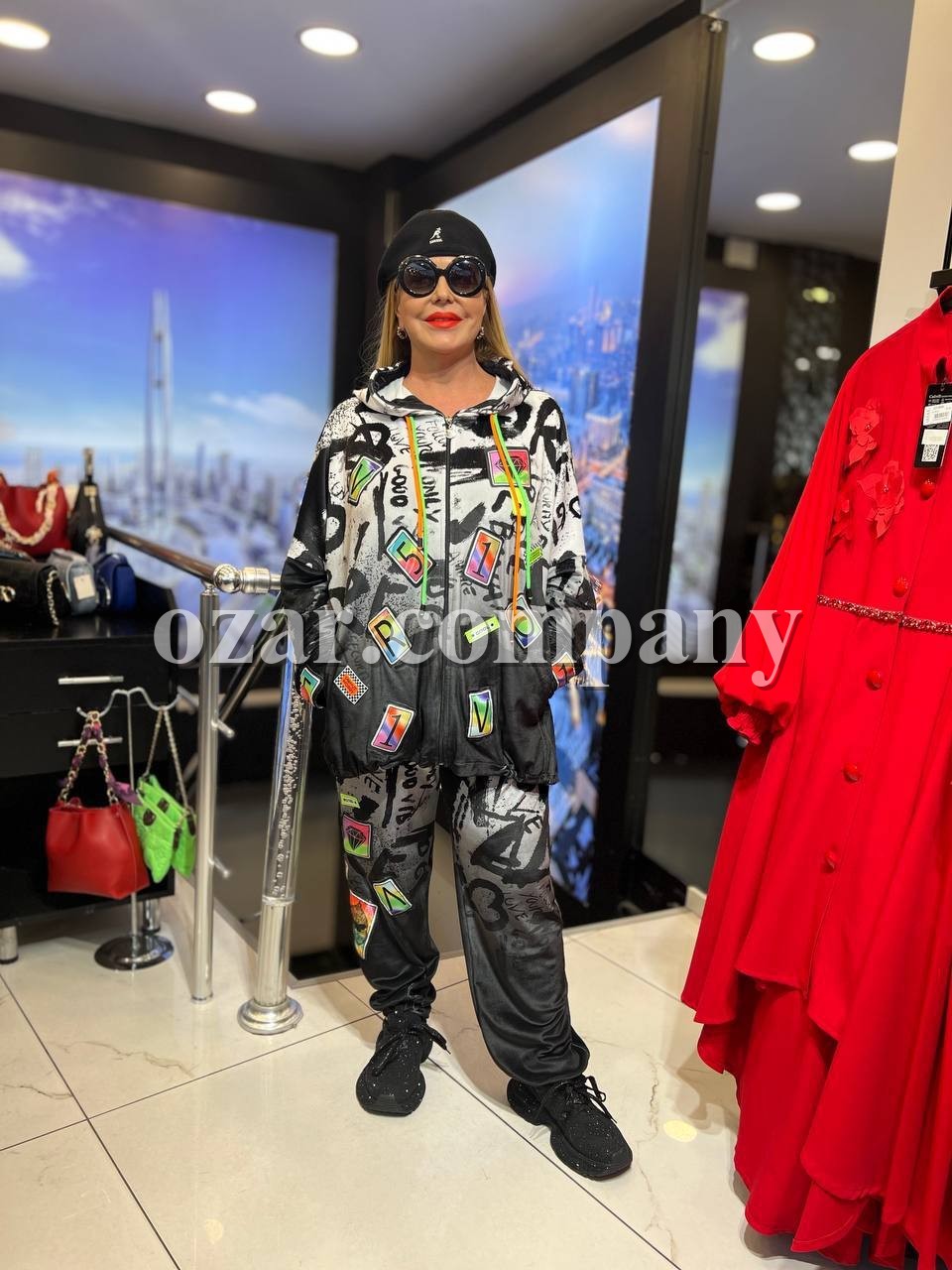 Женский Костюм Iness (Большие размеры)