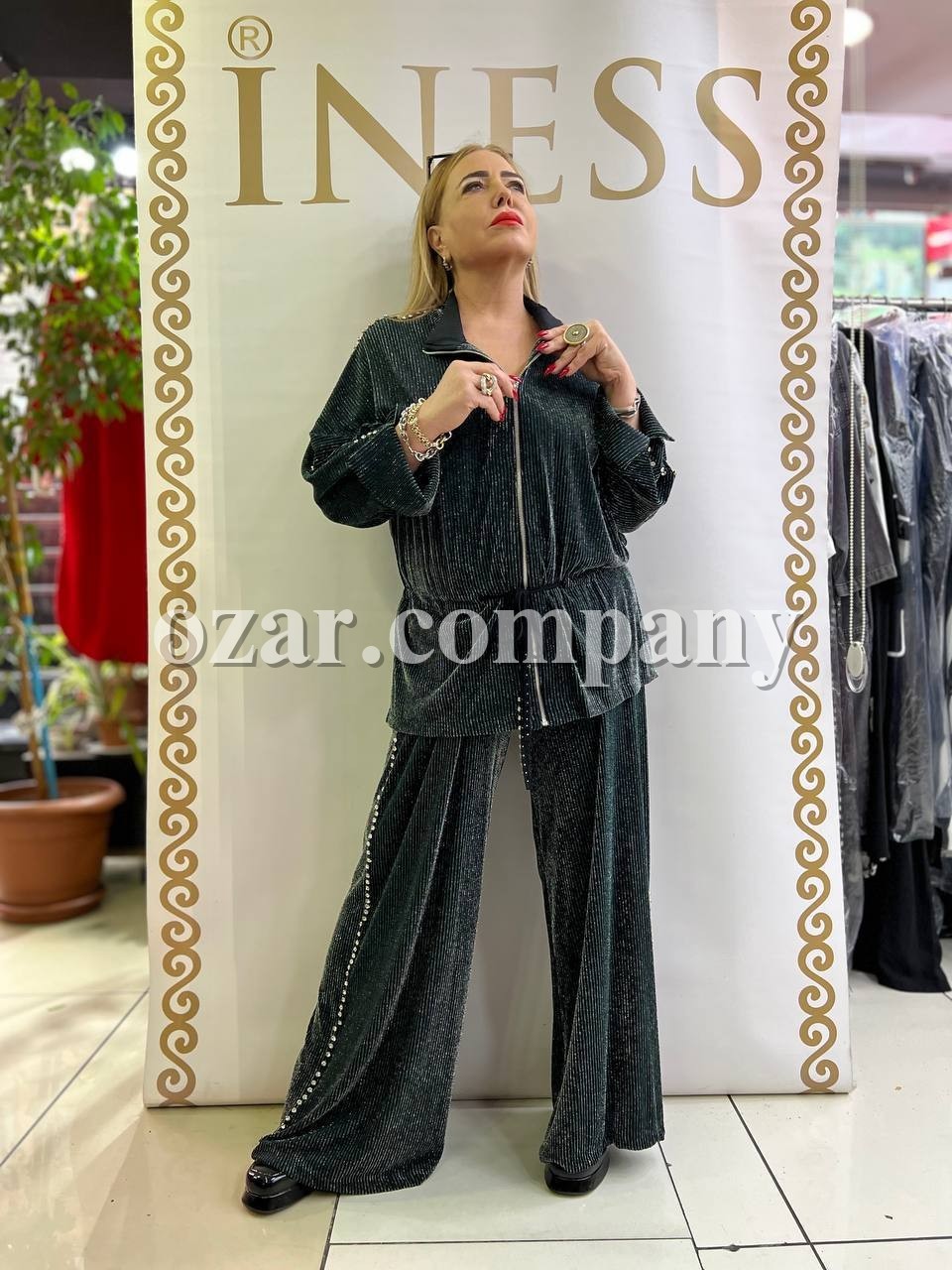Женский Костюм Iness (Большие размеры)