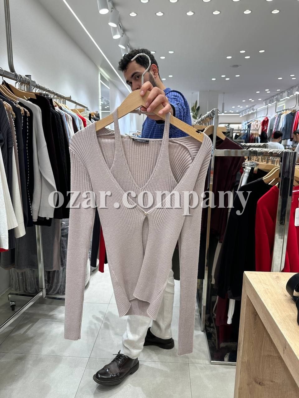 Женский Кардиган Trikotto