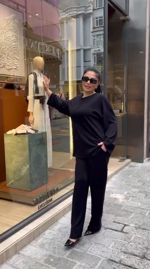 Женский Костюм Balmira (Большие размеры)