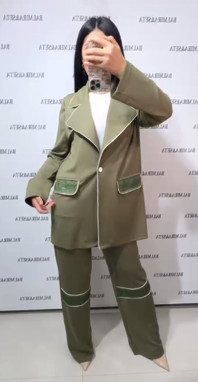 Женский Костюм Balmira (Большие размеры)