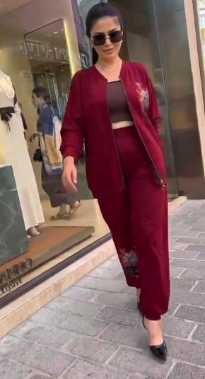 Женский Костюм Balmira (Большие размеры)