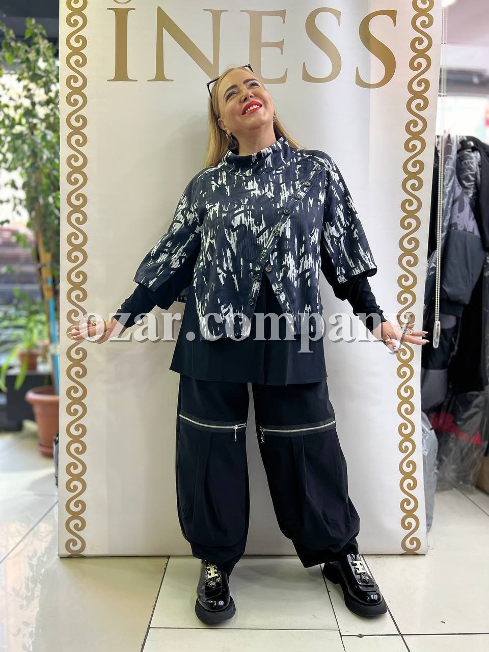 Женский Костюм Iness (Большие размеры)