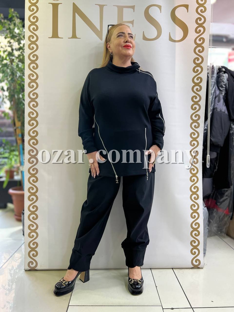 Женский Костюм Iness (Большие размеры)