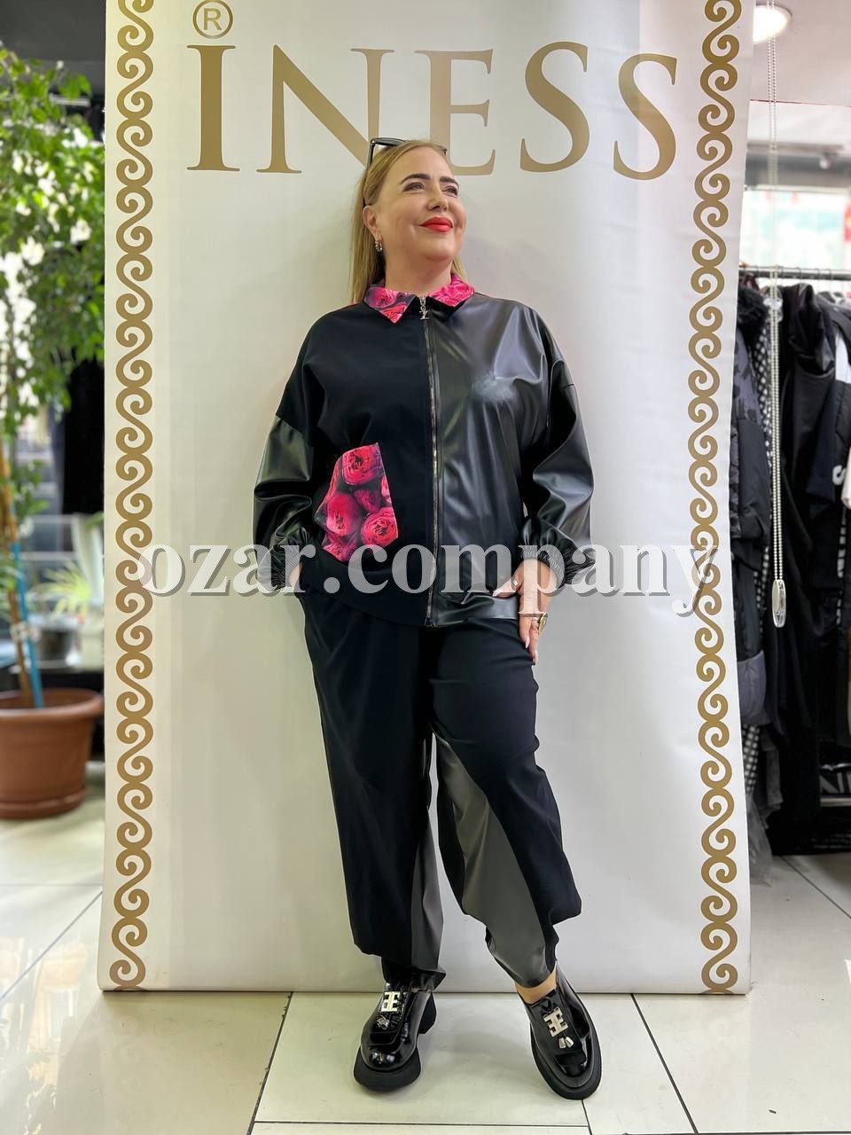 Женский Костюм Iness (Большие размеры)