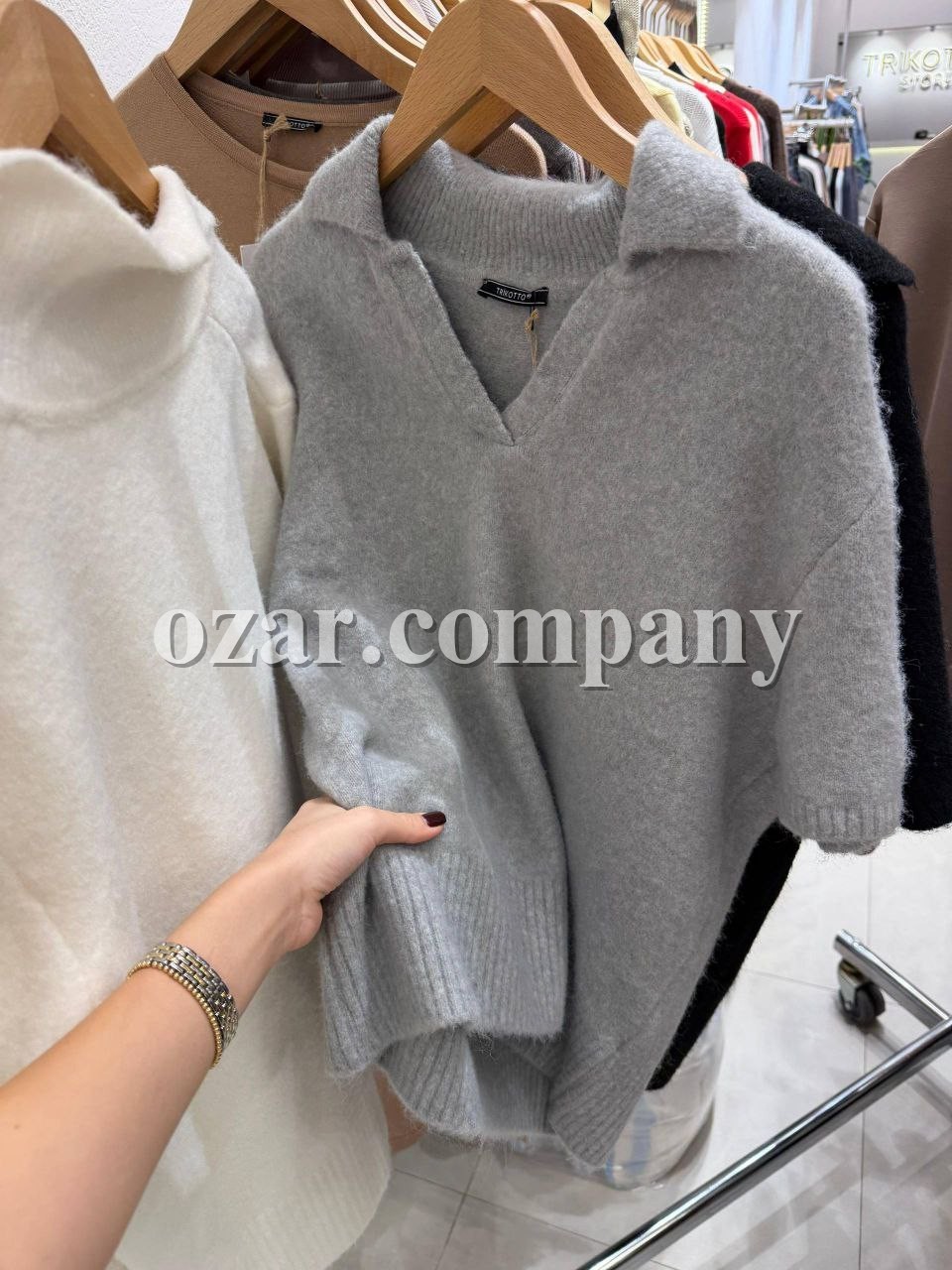 Женская Кофточка Trikotto