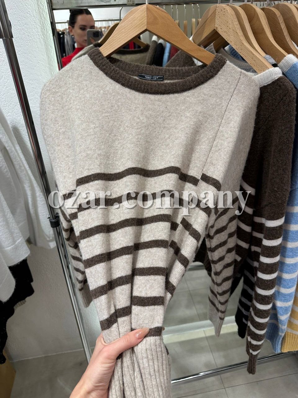 Женский Свитер Trikotto