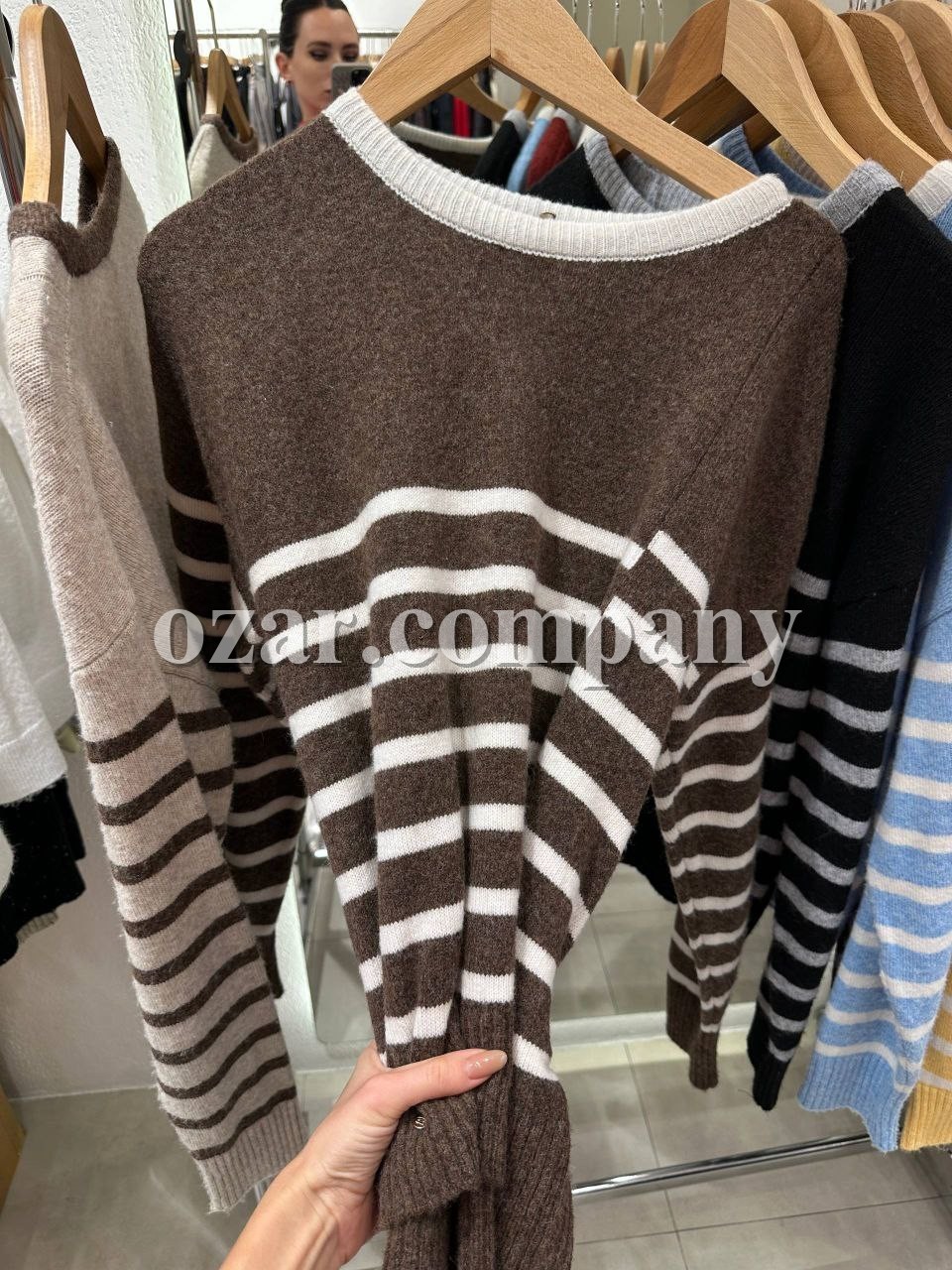 Женский Свитер Trikotto